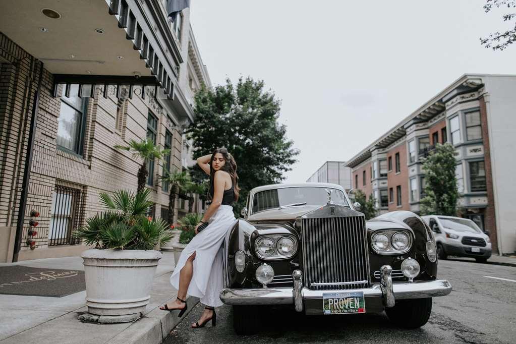 Hotel Deluxe Портланд Екстериор снимка